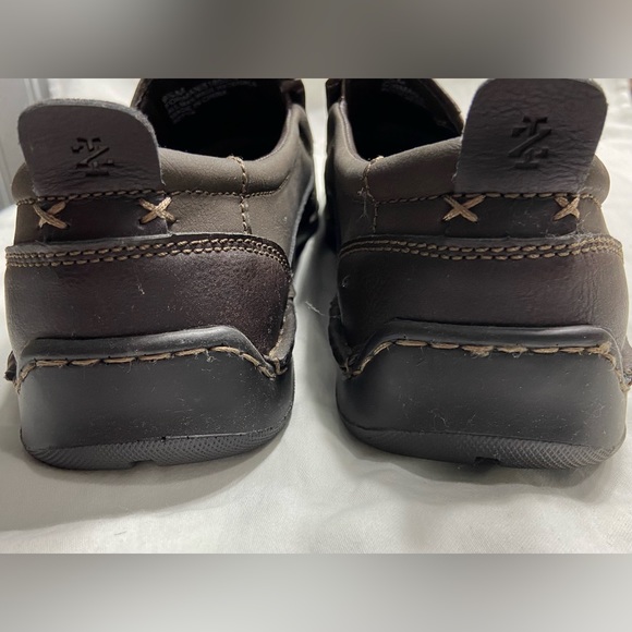 Izod Shoes - Picture 3 of 5